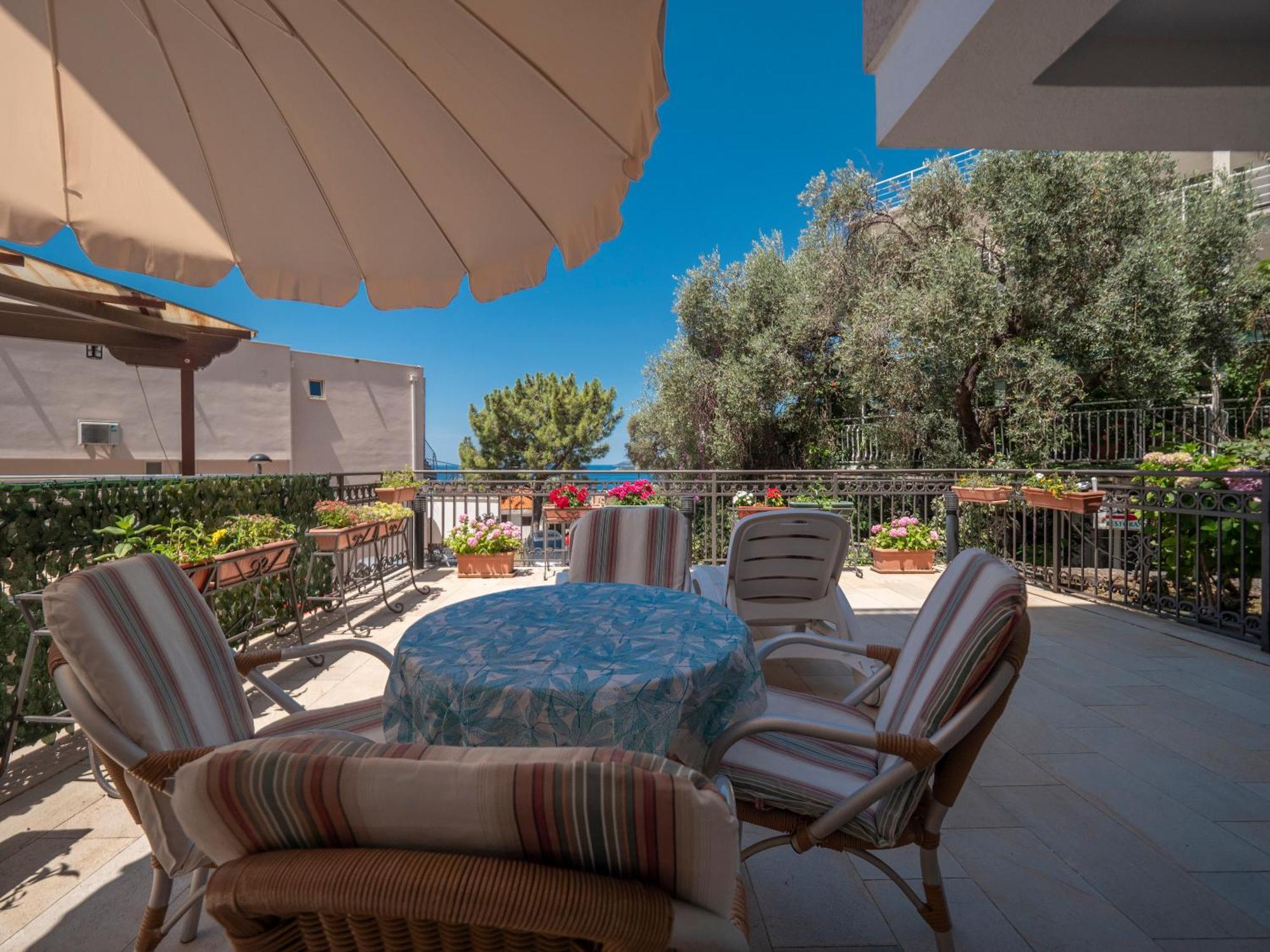 Apartments Marina Sveti Stefan Εξωτερικό φωτογραφία